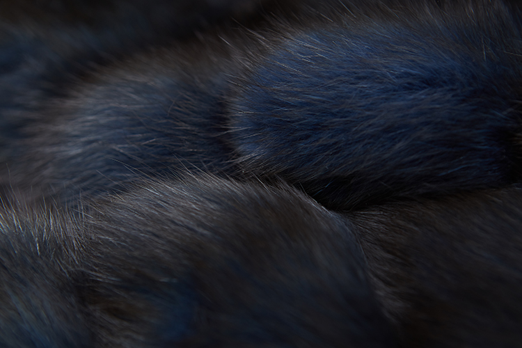 卓星皮草切割機的優(yōu)勢在哪里?(圖1) 卓星皮草切割機的優(yōu)勢在哪里?(圖1)